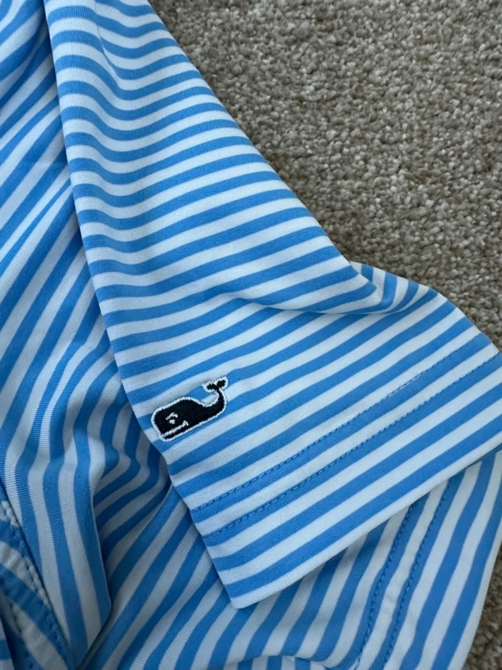 Vineyard Vines Men’s Light Blue & White Striped Polo with team patch - Picture 3 of 5